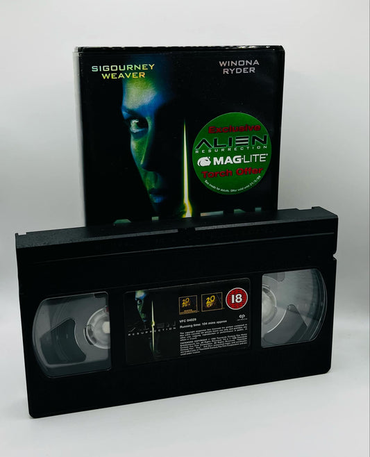 Alien Resurrection + The Making Of (18)