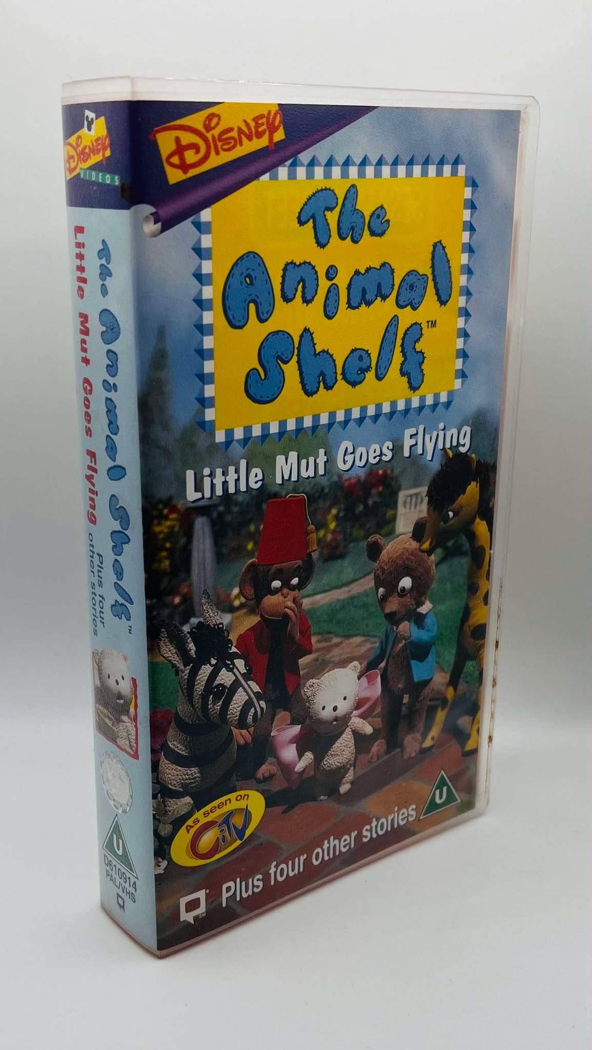 The Animal Shelf (Little Mut Goes Flying) (U)