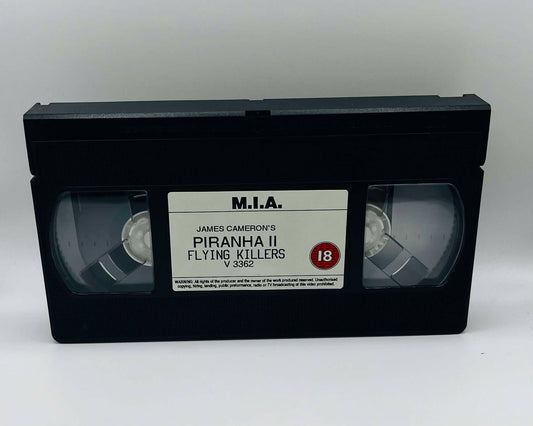 Piranha II: Flying Killers (18)