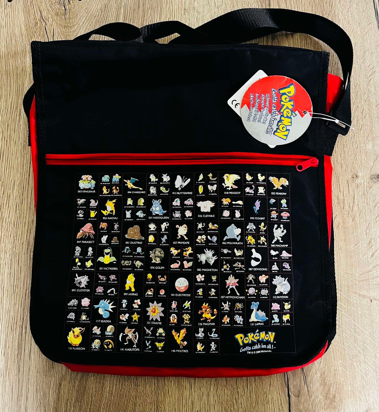 Pokémon 2000 Messenger Courier Bag Nintendo Pikachu