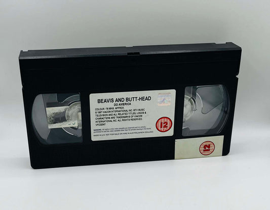 Beavis and Butt-Head Do America (12) (Big Box)