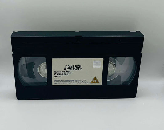 It Came From Outer Space 2 (PG) (Big Box)