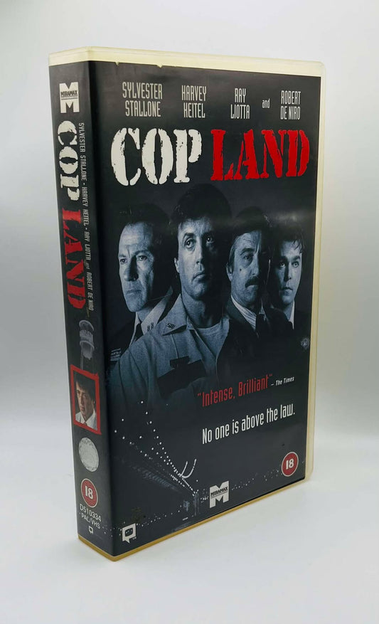 Cop Land (18)