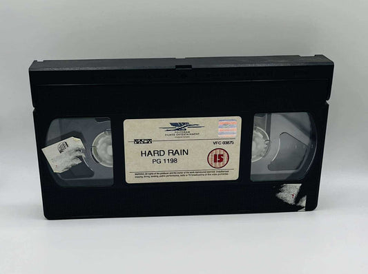 Hard Rain (15) (Big Box)