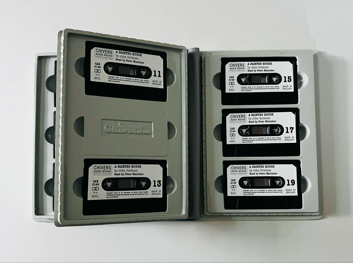A Painted House (John Grisham) (10 Cassettes)