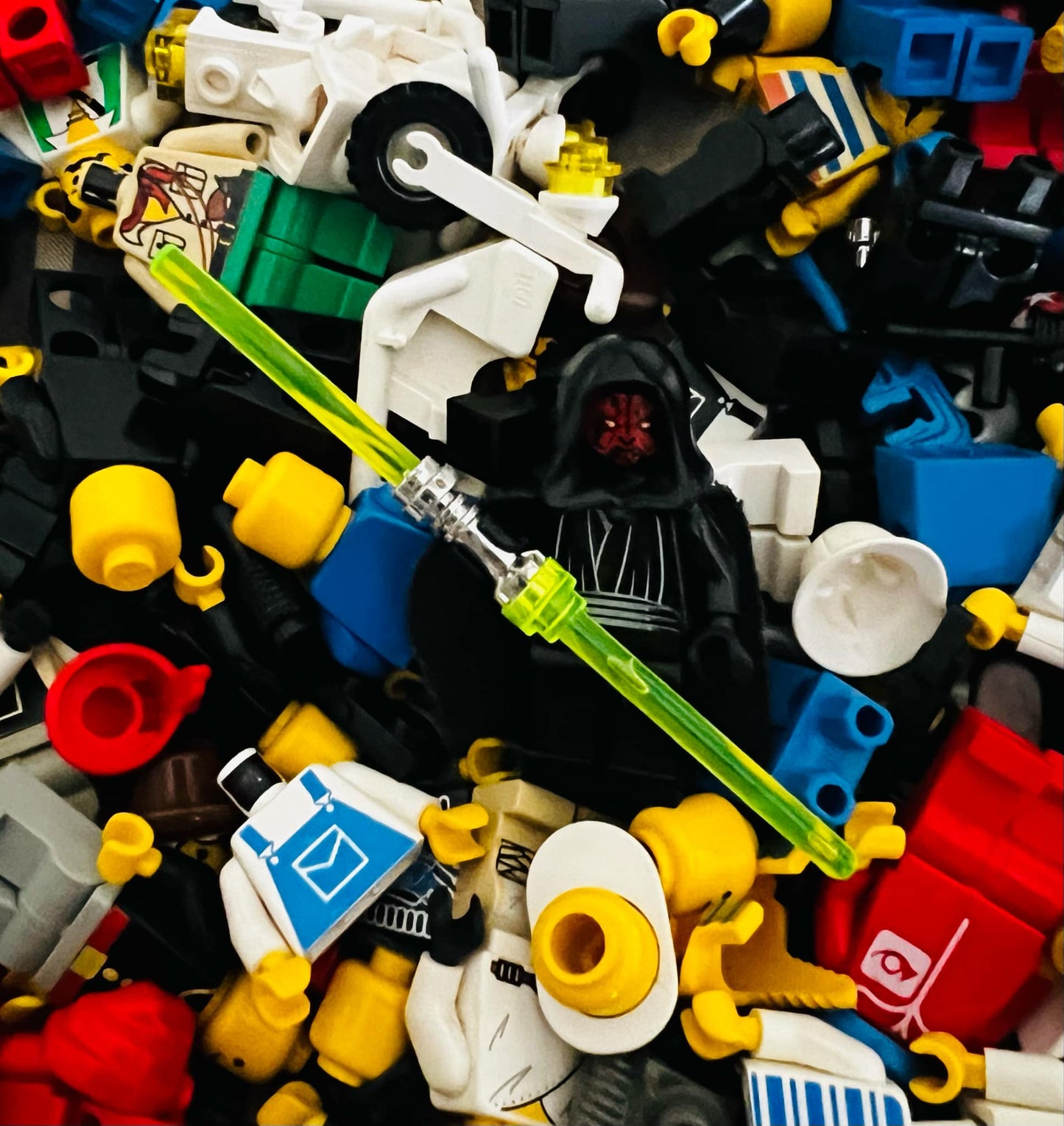 Retro Lego Lot | 4.5kg Loose Bricks | Instructions | Minifigures | Base Plates