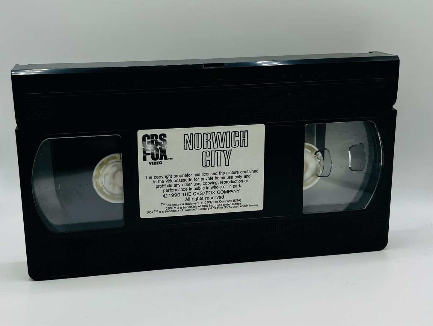 Norwich City (1989/90 League Review) (U)