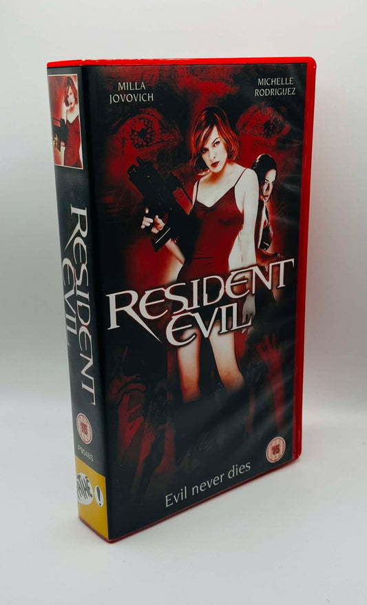 Resident Evil (15)