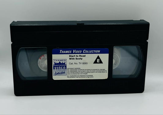 Learn With Sooty (Start To Read) (U)