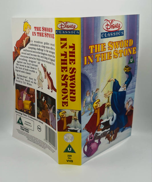 The Sword In The Stone Sleeve (Disney Classics) (U)